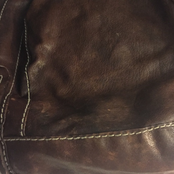 COPY - Abercrombie and Fitch Distressed Leather Bag - Picture 5 of 14